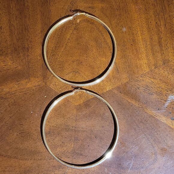 BRAND NEW FASHION JEWELRY BIG FAUX GOLD PLATED WOMEN"S  HOOPS EARRINGS - Picture 6 of 11